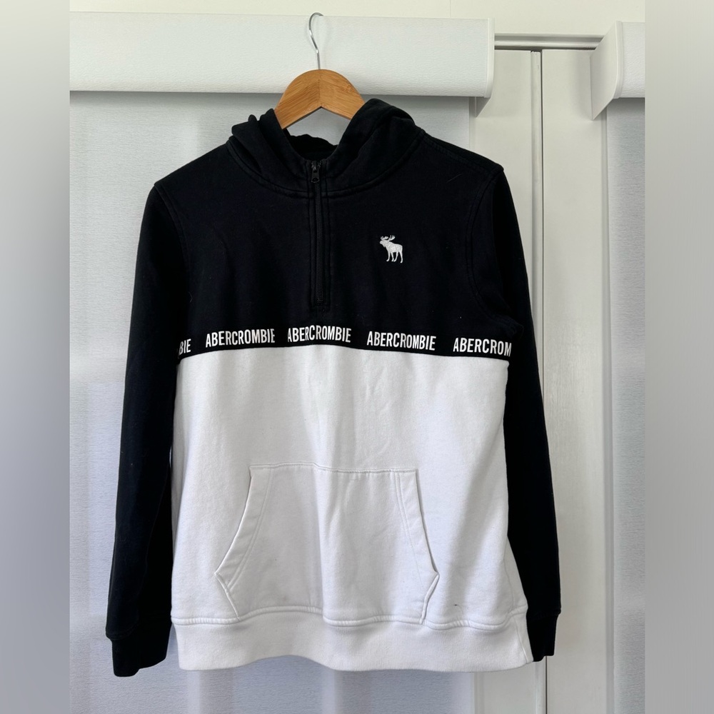 Big Boys Abercrombie & Fitch Pull Over Hoodie 15/16